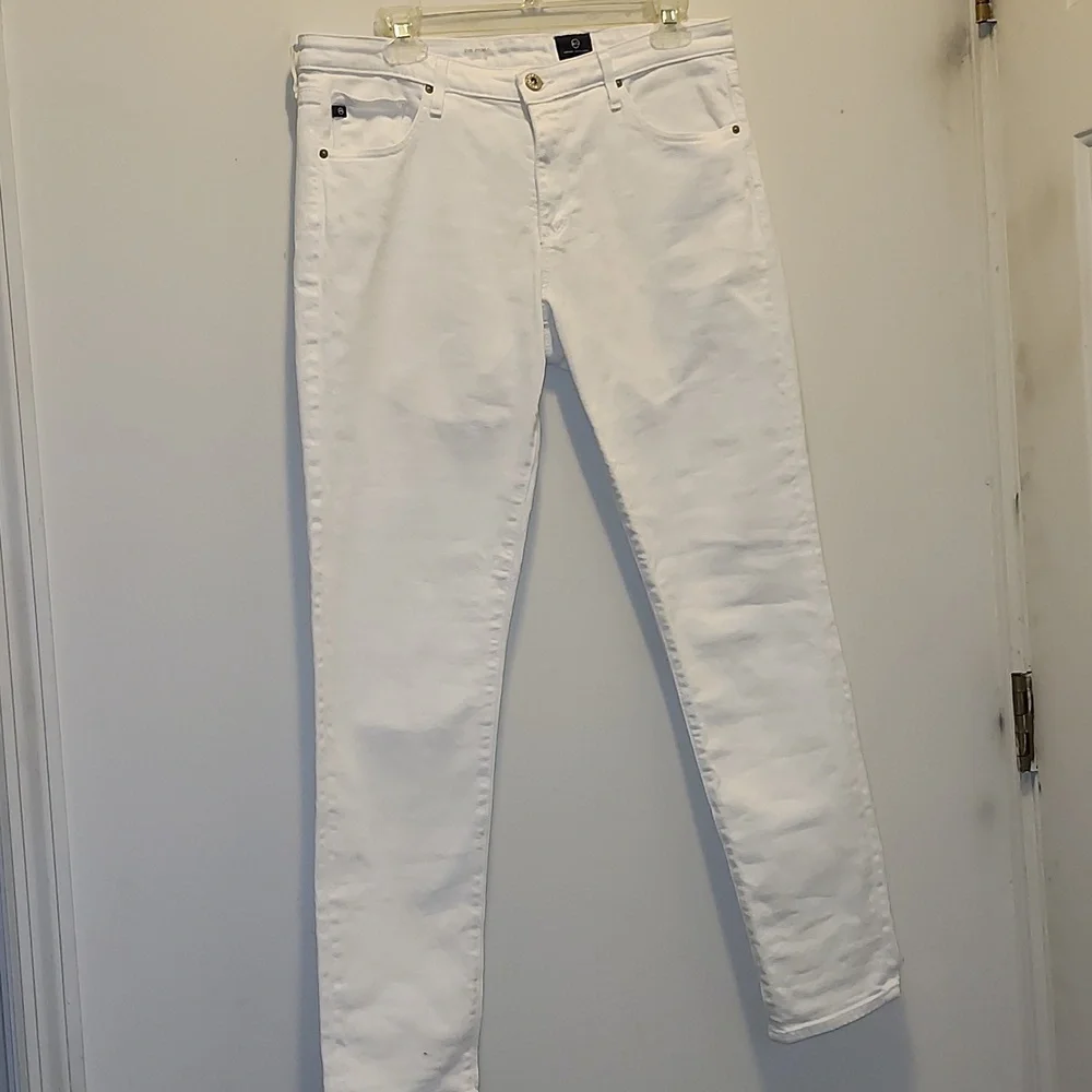 AG The Prima Mid Rise White Cigarette leg Stretch Jeans | Size 31 - Picture 2 of 9